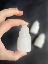 Load image into Gallery viewer, Selenite Small Towers