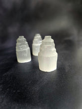 Load image into Gallery viewer, Selenite Small Towers