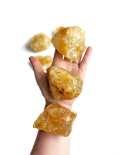 Load image into Gallery viewer, Golden Healer