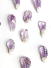 Load image into Gallery viewer, Natural Amethyst Points (Small)