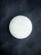 Load image into Gallery viewer, Selenite Round Plate