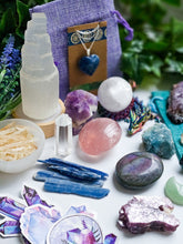 Load image into Gallery viewer, crystal mystery gift box jewellery
