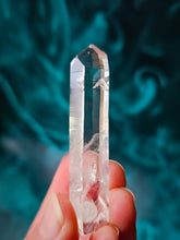 Load image into Gallery viewer, Colombian Lemurian Quartz