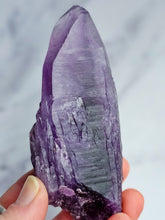 Load image into Gallery viewer, Tutu Cliffs Amethyst