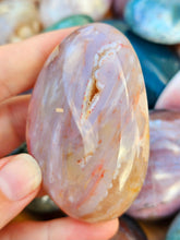 Load image into Gallery viewer, Flower Agate Palm Stone #6