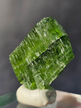 Load image into Gallery viewer, Chrome Tremolite #1