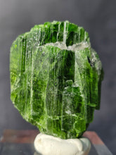 Load image into Gallery viewer, Chrome Tremolite #3