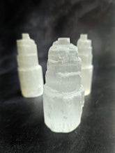 Load image into Gallery viewer, Selenite Medium Towers