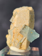 Aquamarine on Feldspar